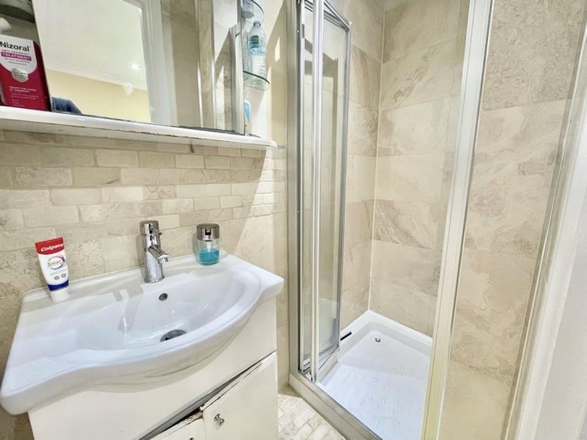 Minterne Waye, Hayes, UB4 0PF