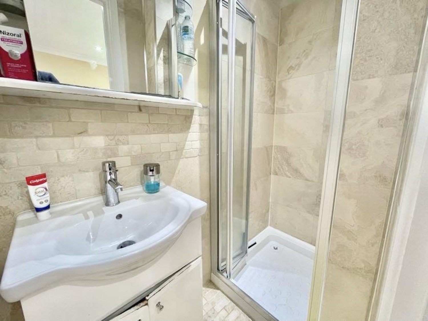 Minterne Waye, Hayes, UB4 0PF