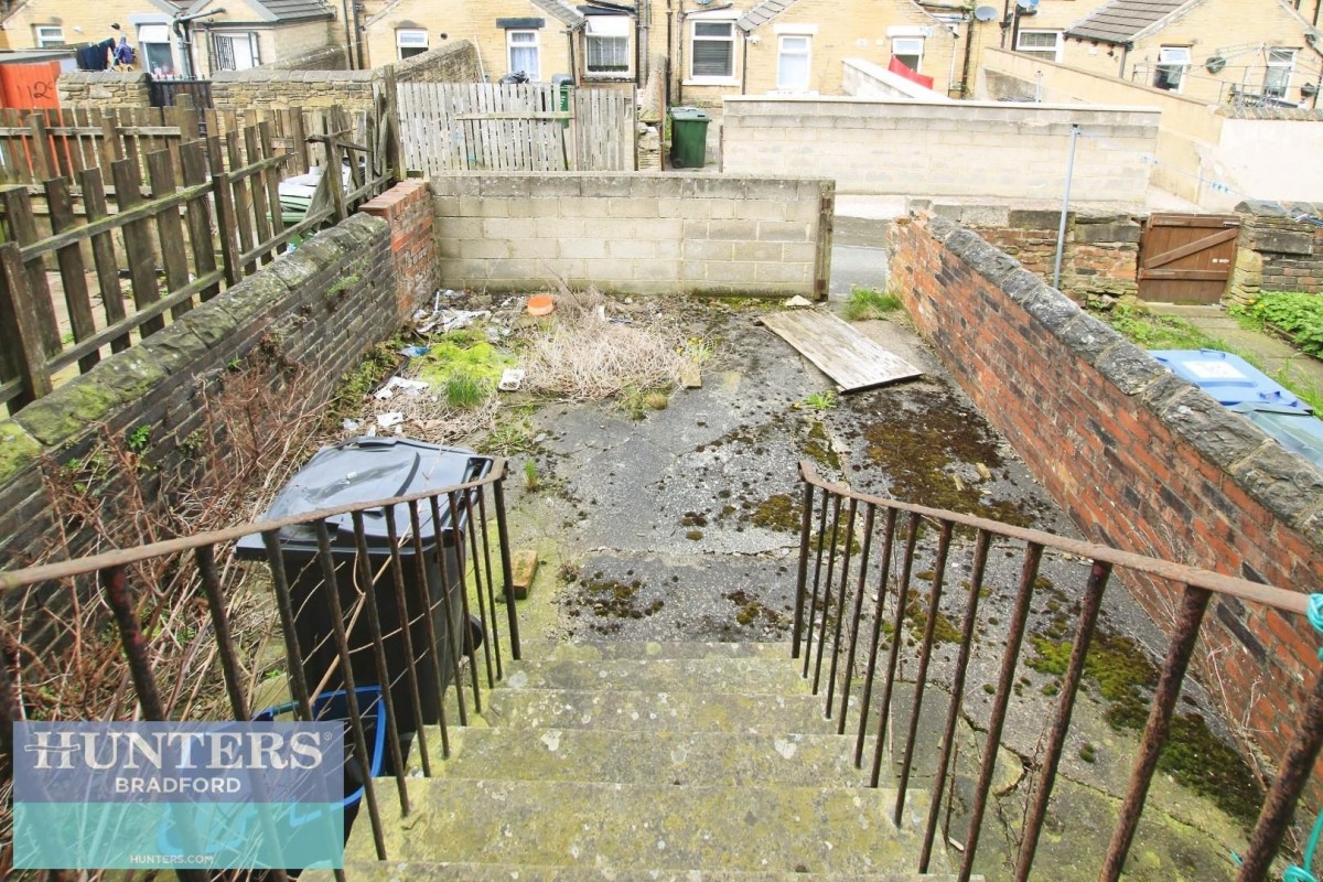 Brassey Terrace Bradford, BD4 7JZ
