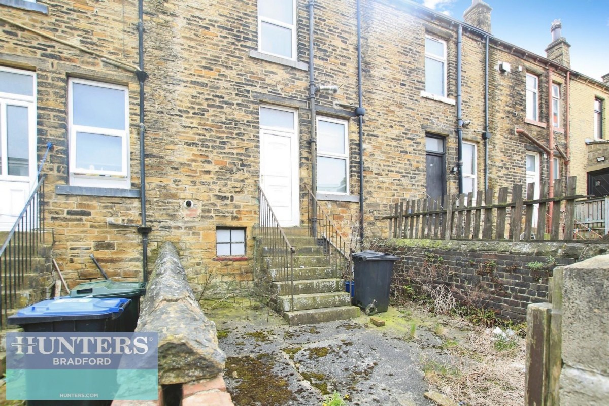 Brassey Terrace Bradford, BD4 7JZ