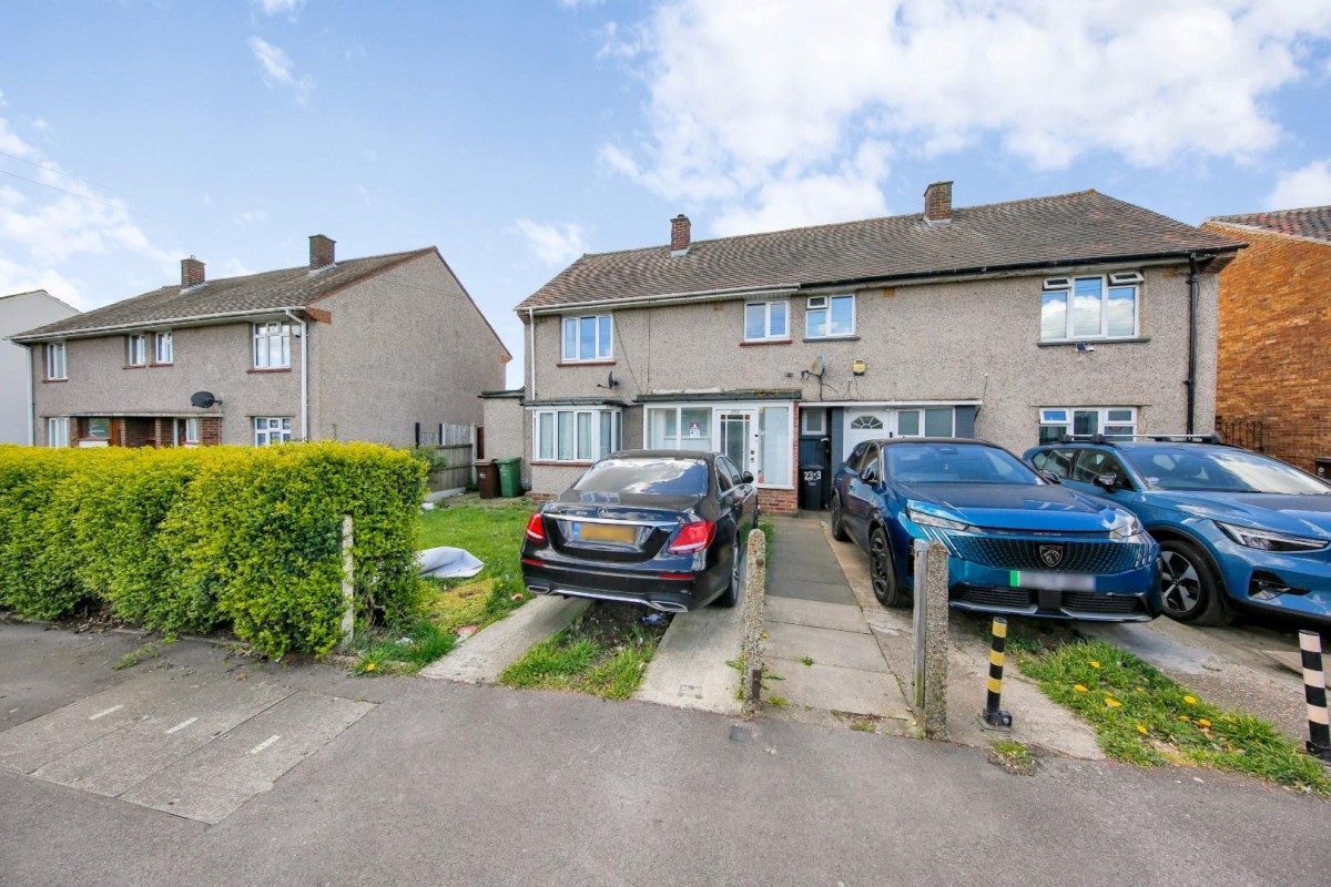 Rose Lane, Romford, RM6