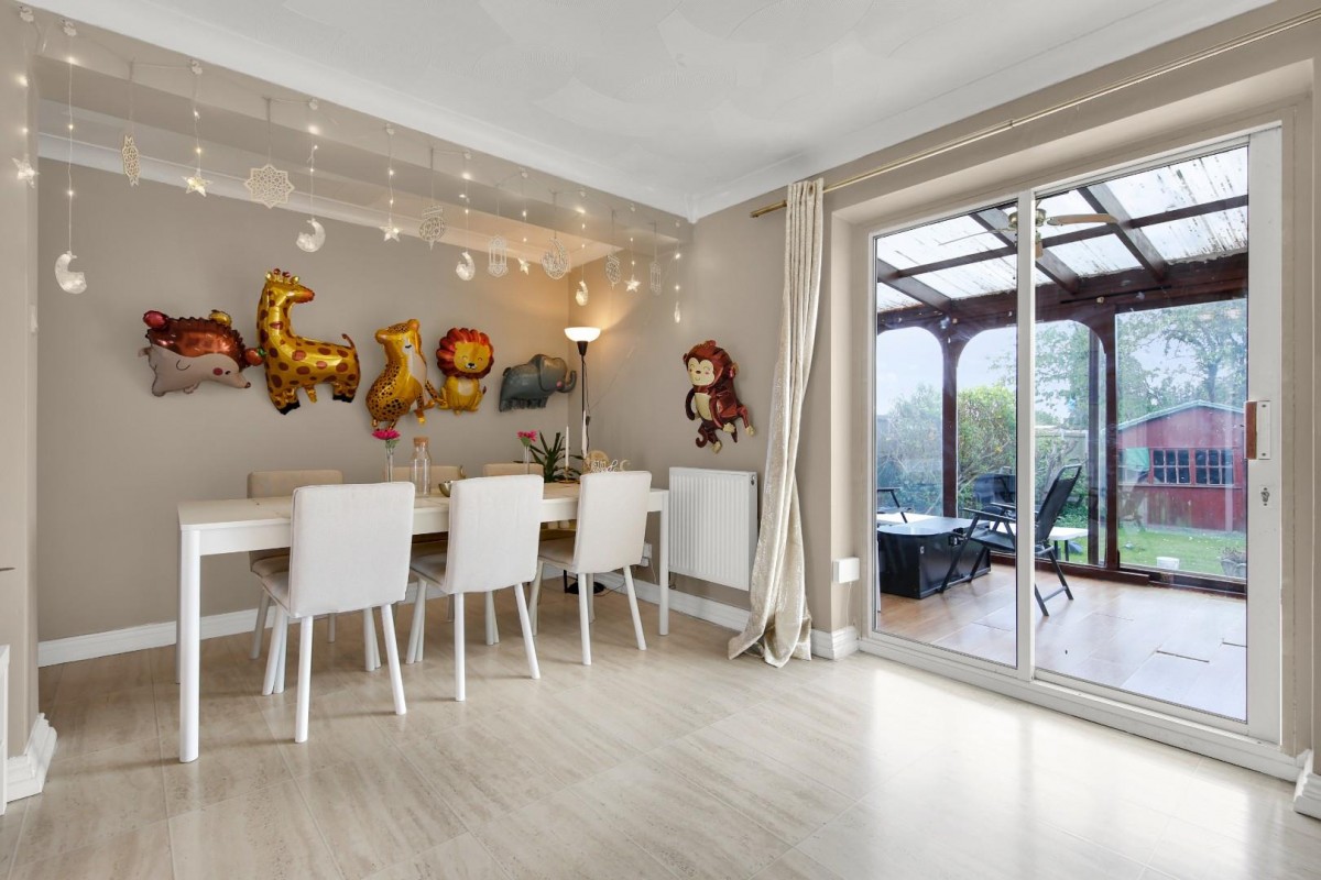 Rose Lane, Romford, RM6