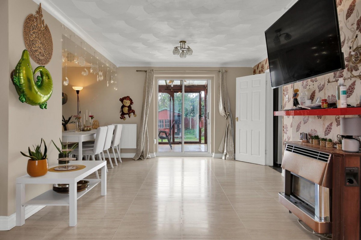 Rose Lane, Romford, RM6