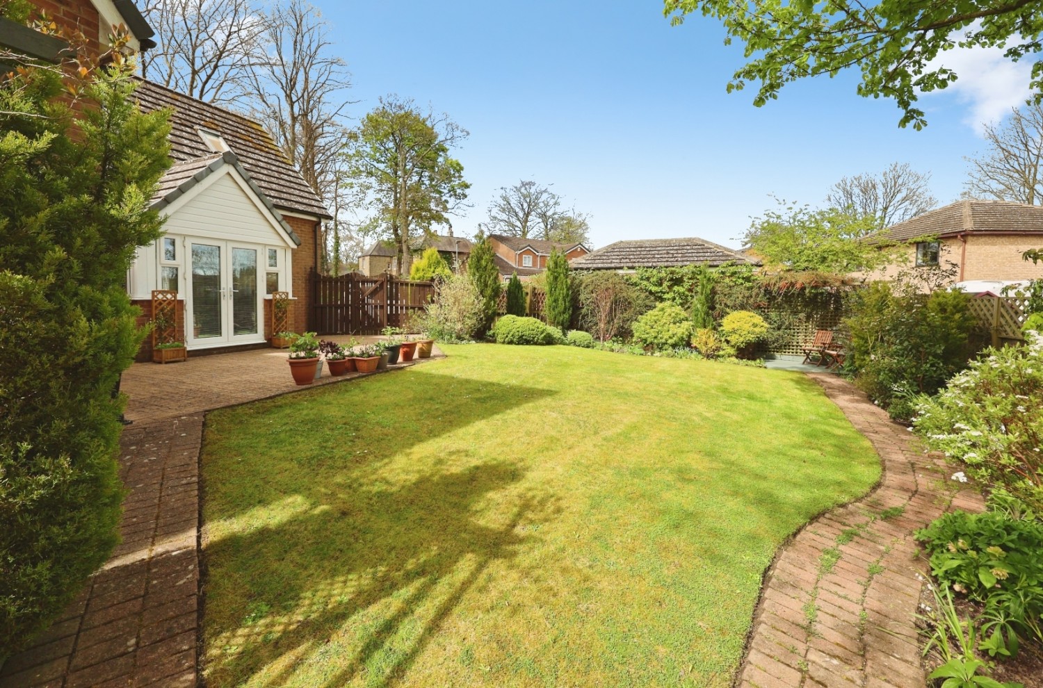 Vicarage Close, Howden Le Wear, Crook, DL15 8RB