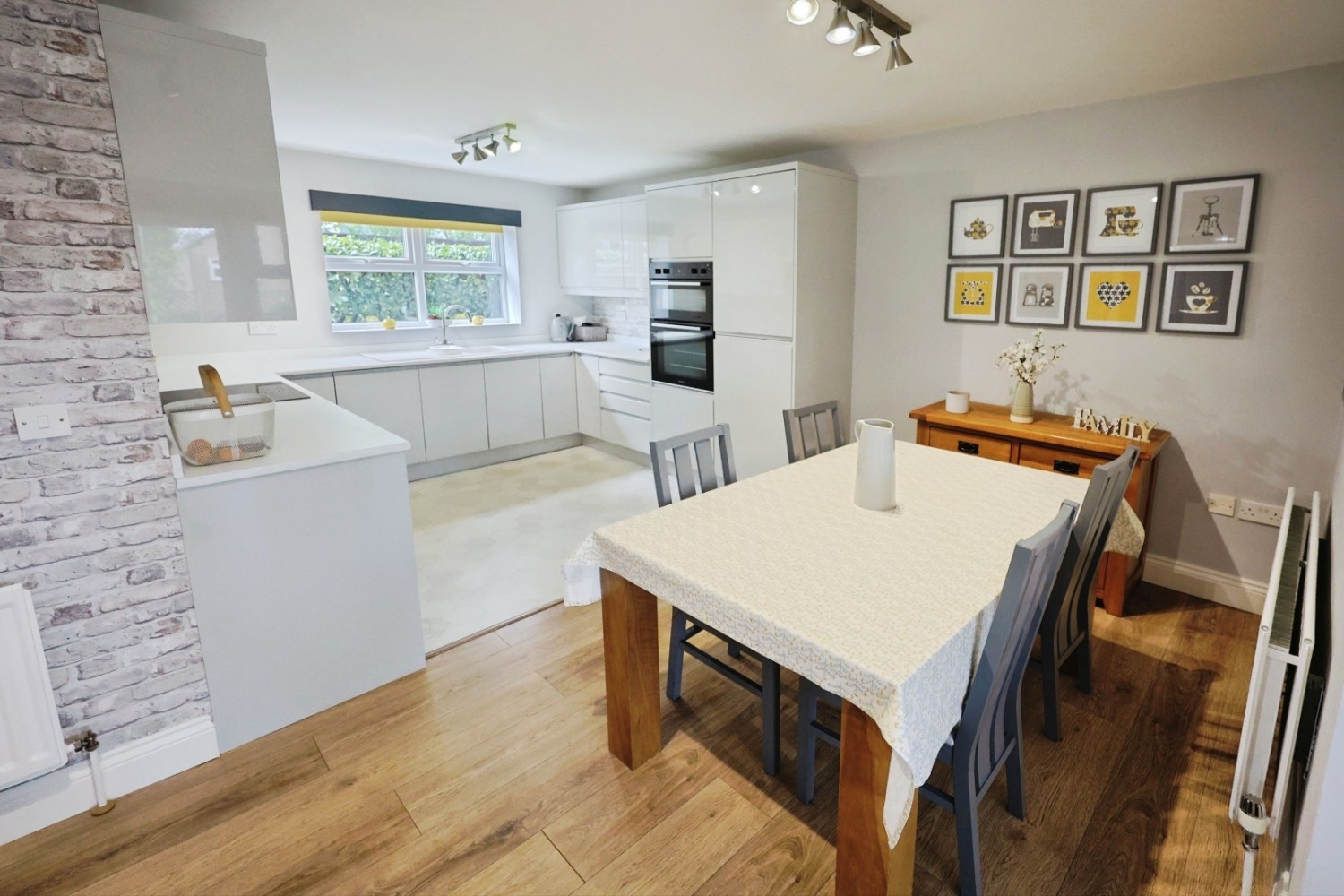 Vicarage Close, Howden Le Wear, Crook, DL15 8RB