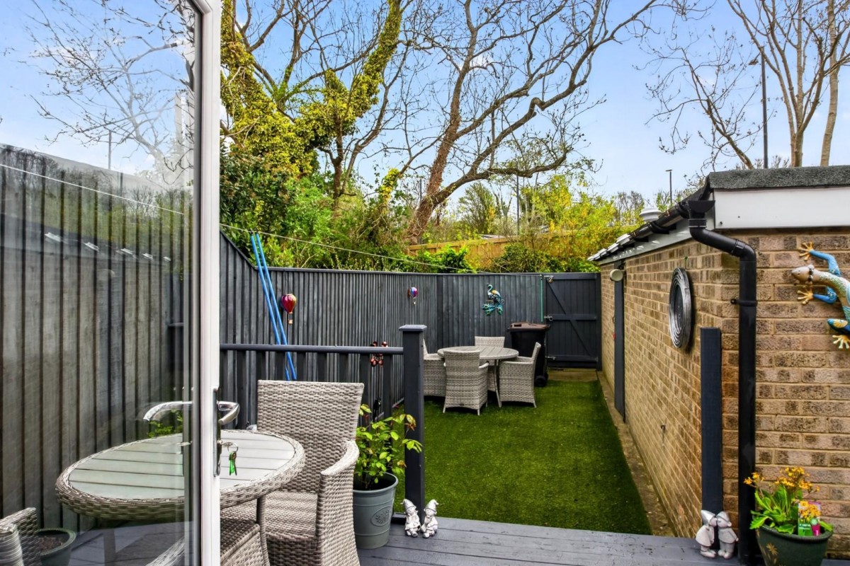 Electric Avenue Harrogate HG1 2BB