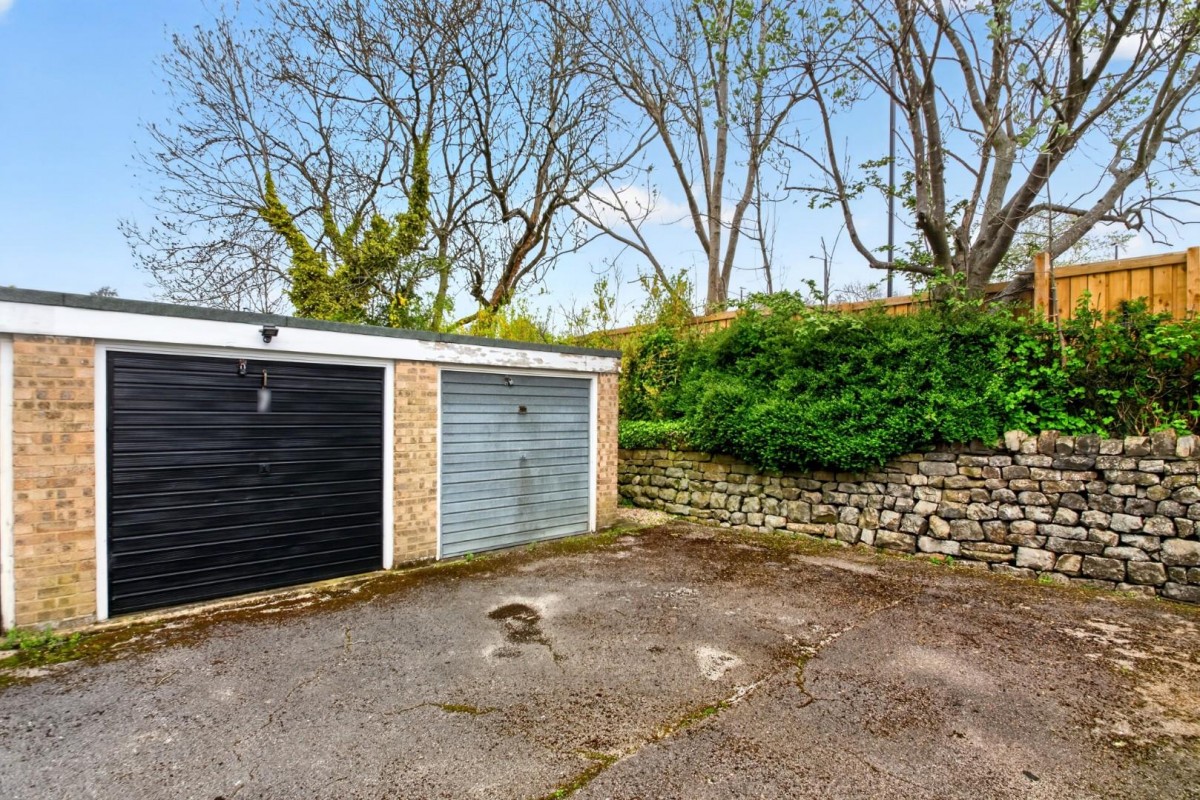 Electric Avenue Harrogate HG1 2BB