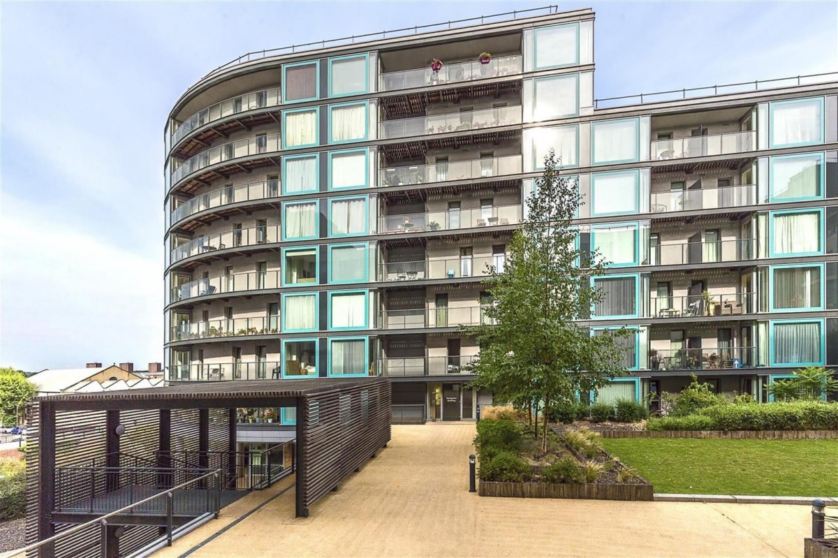 Cardinal Building, Station Approach, Hayes