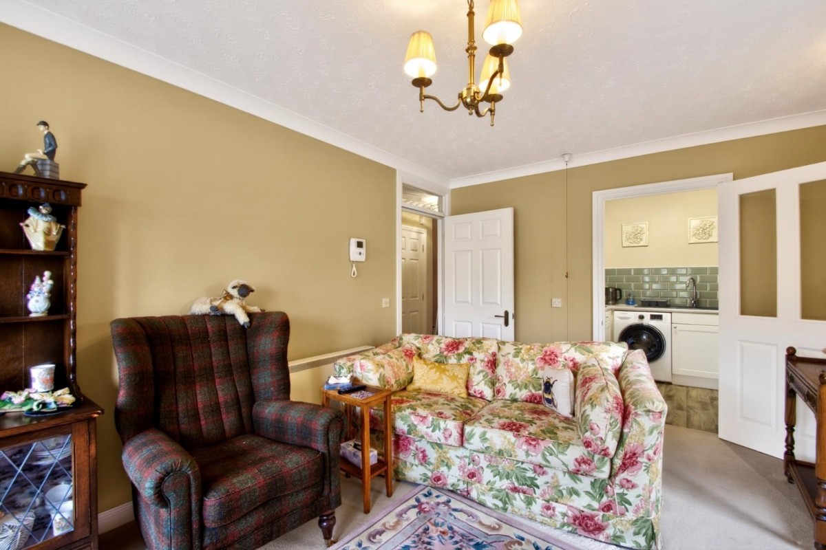 Oak Tree Lodge, Harlow Manor Park