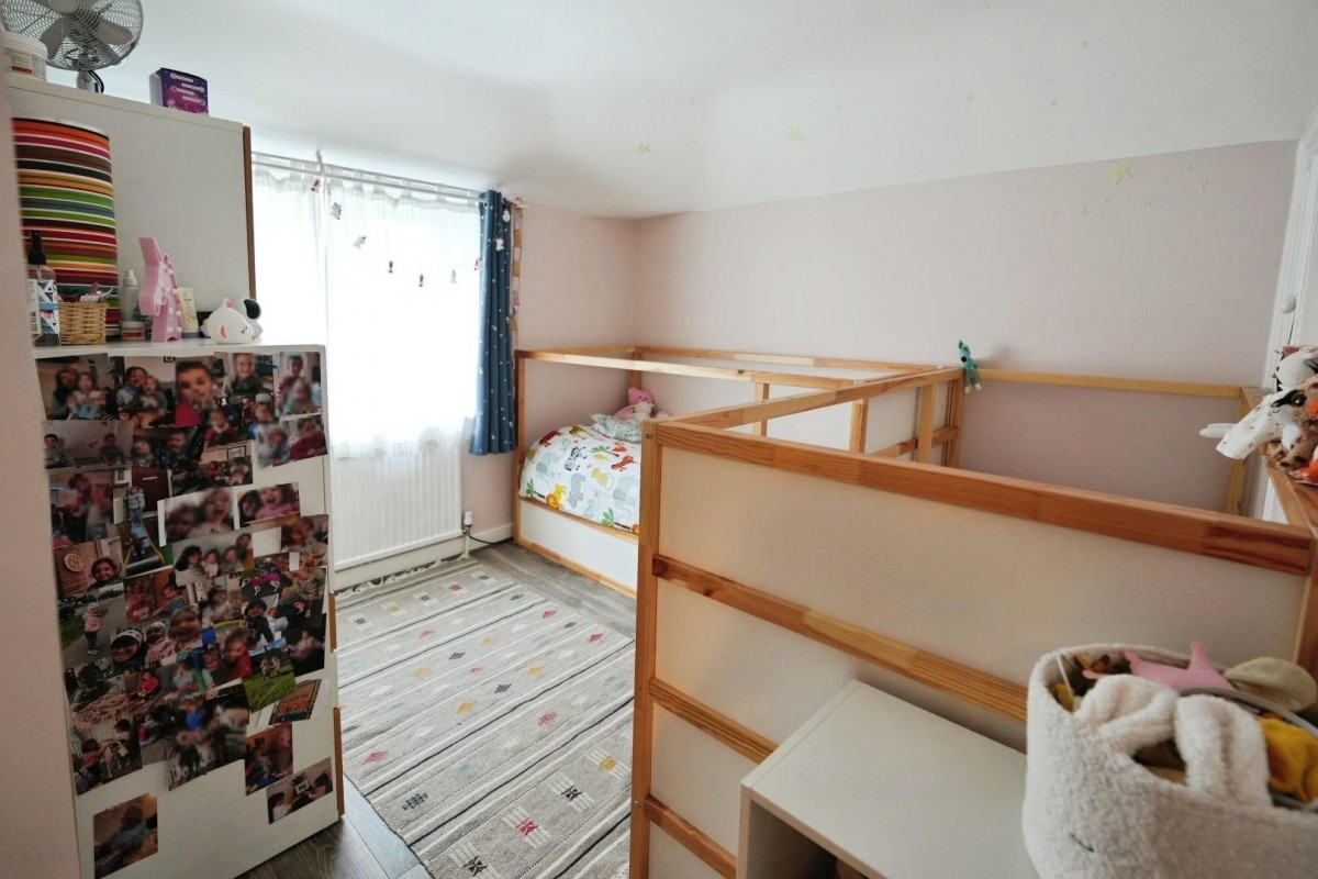 Benchill Road, Manchester