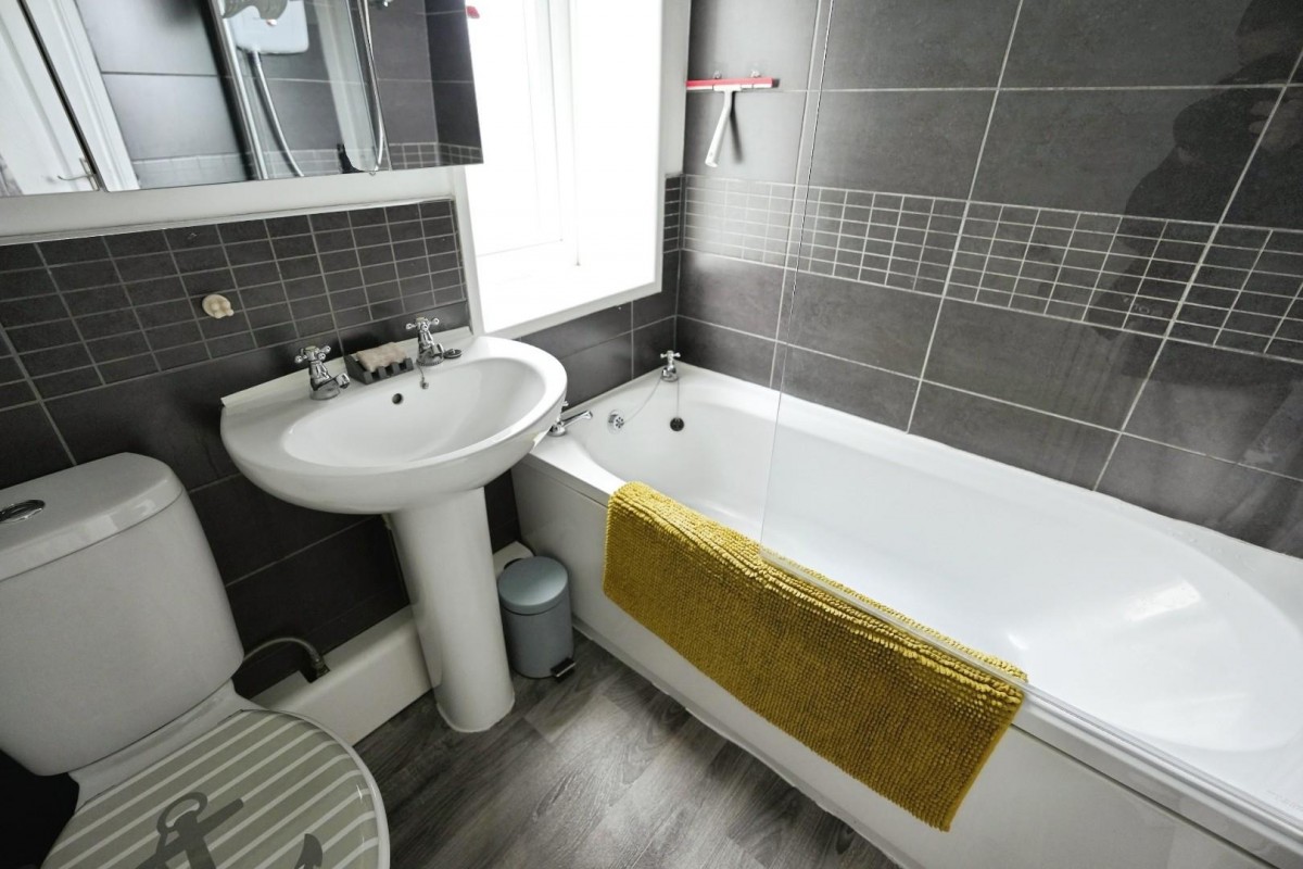 Benchill Road, Manchester