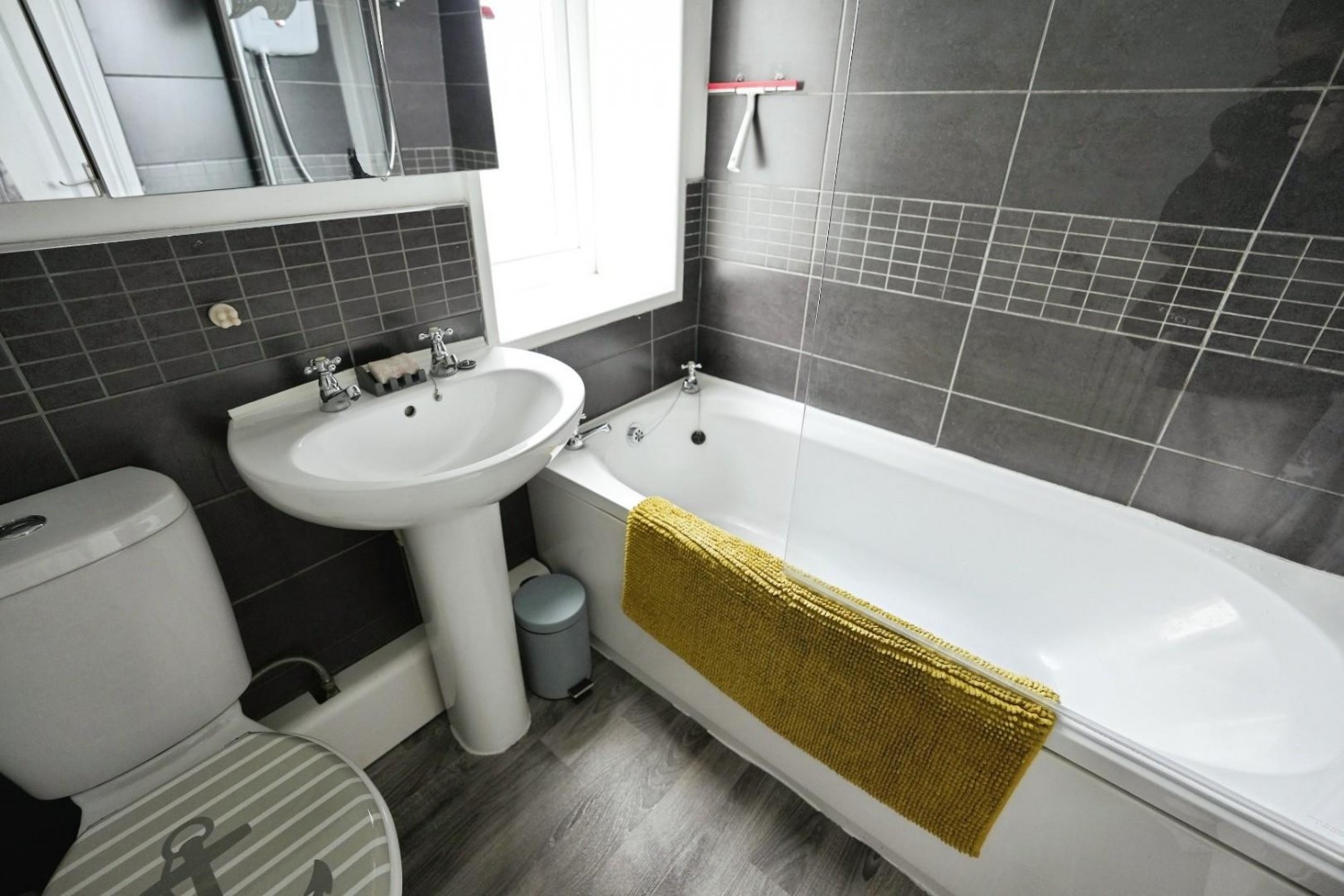 Benchill Road, Manchester