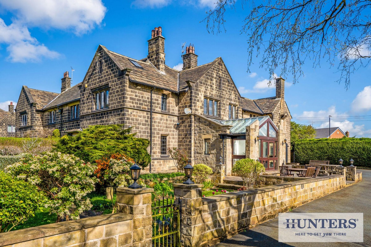 Esholt Avenue, Guiseley, Leeds