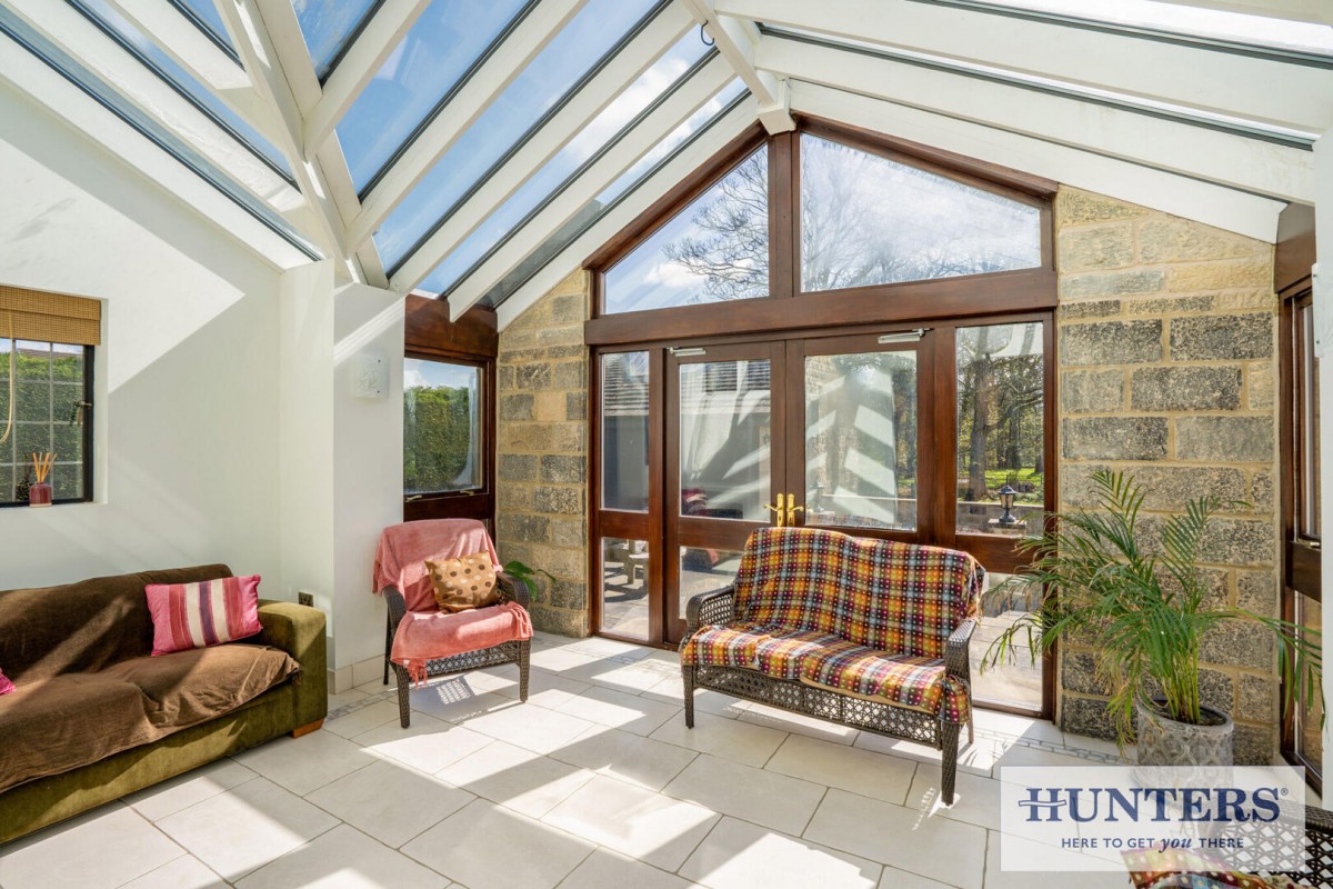 Esholt Avenue, Guiseley, Leeds