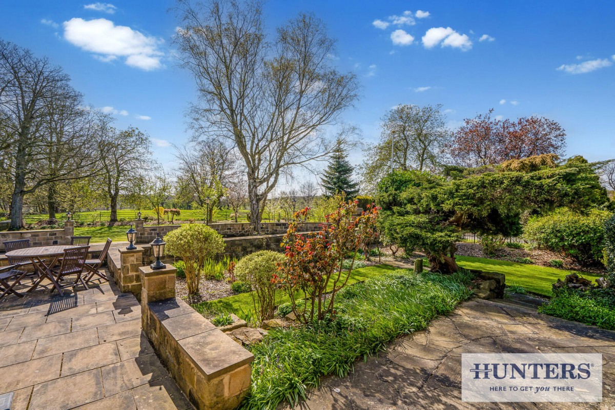 Esholt Avenue, Guiseley, Leeds