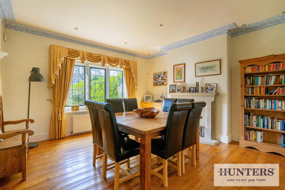 Esholt Avenue, Guiseley, Leeds