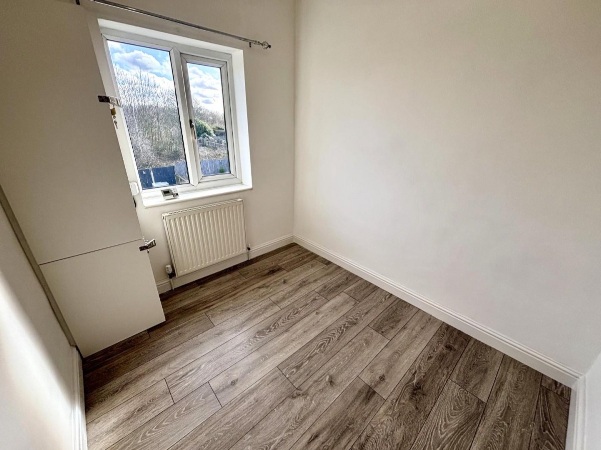 Galway Road, Bircotes, Doncaster, DN11 8BL