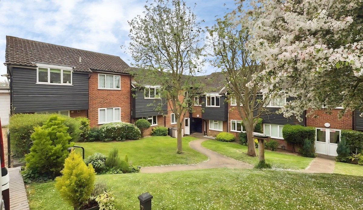 Horseshoe Court, Stanstead Abbotts