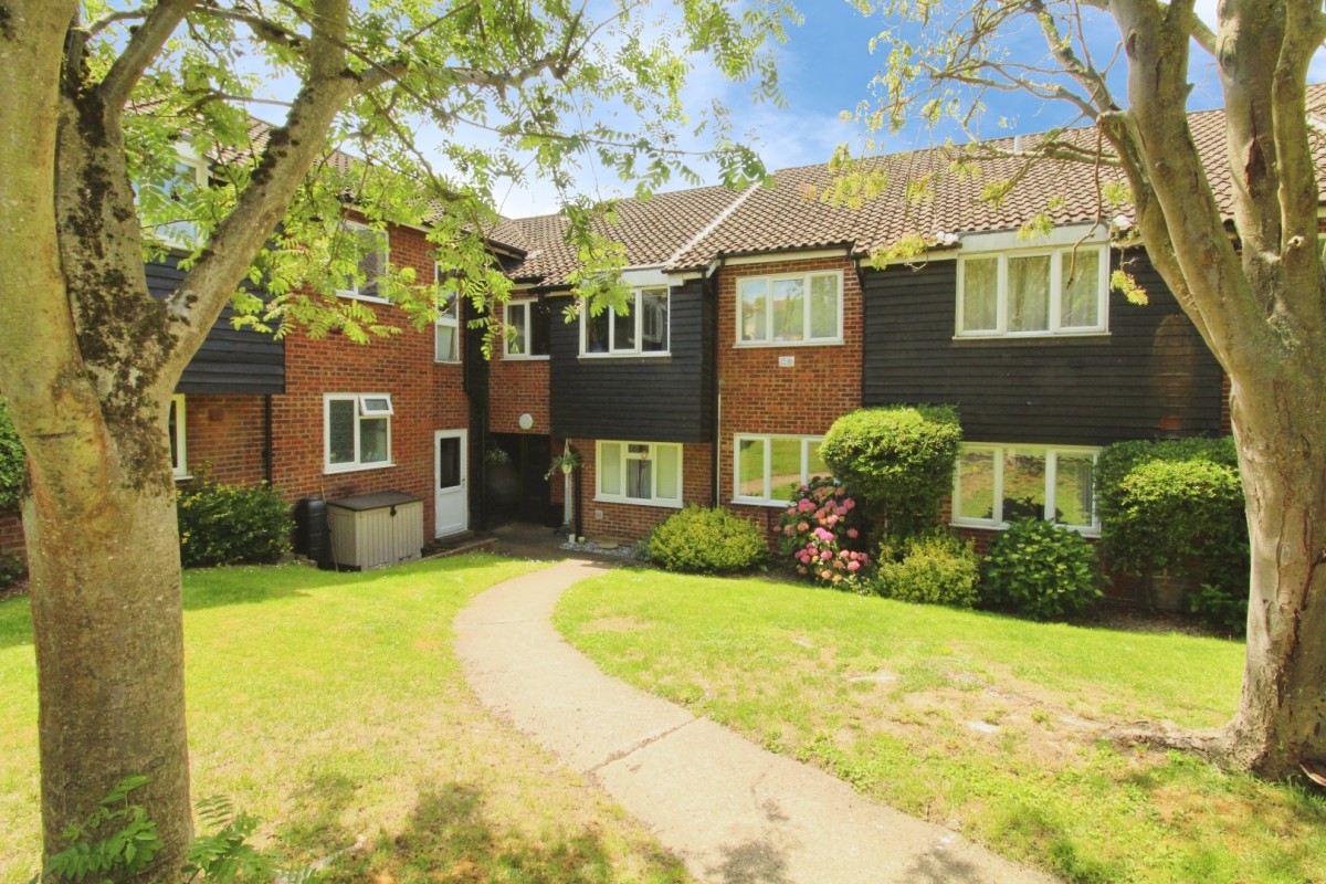Horseshoe Court, Stanstead Abbotts