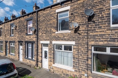 Oakroyd Terrace, Stanningley, Pudsey, LS28