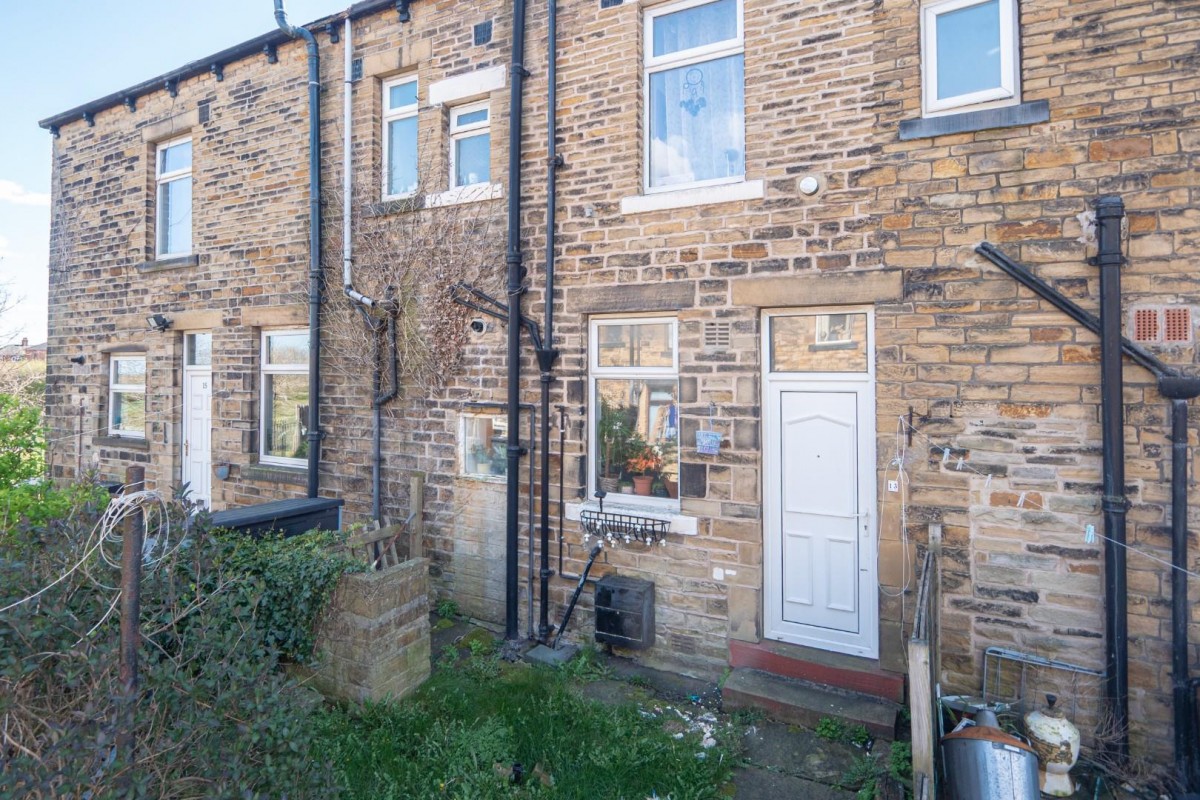 Oakroyd Terrace, Stanningley, Pudsey, LS28