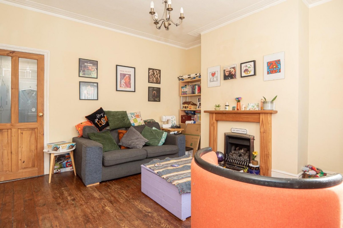 Oakroyd Terrace, Stanningley, Pudsey, LS28