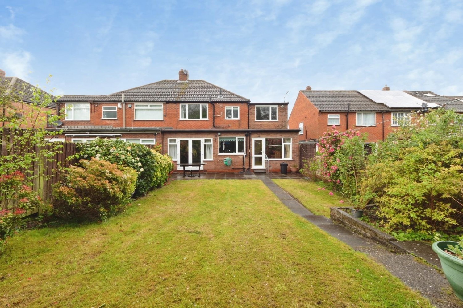 Leafield Road, Solihull