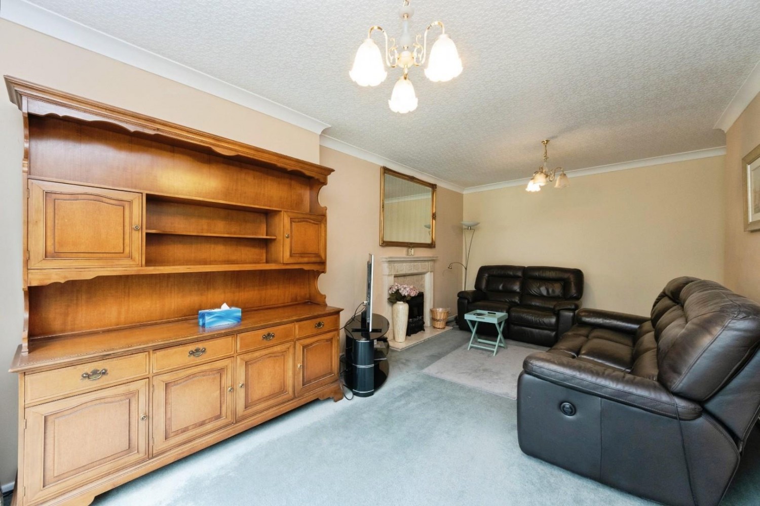 Leafield Road, Solihull