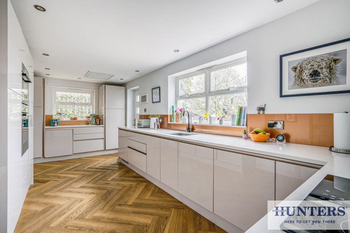 Overland Crescent, Bradford