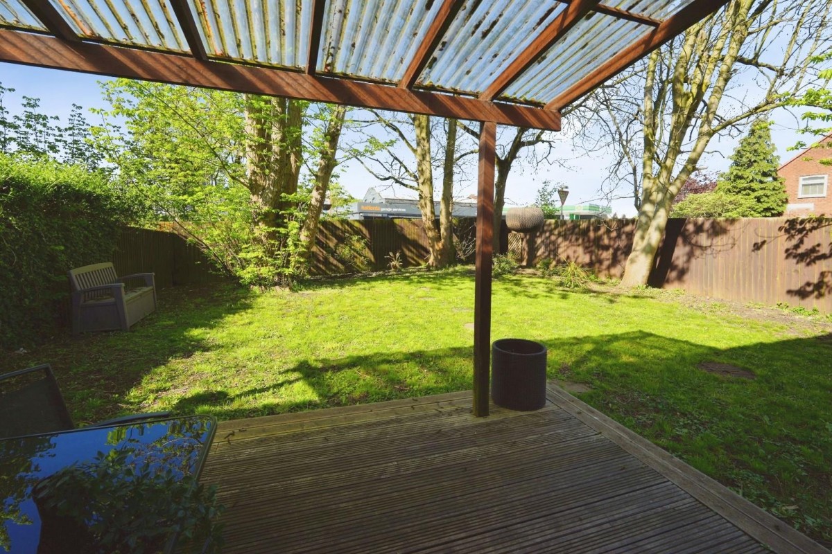 Royle Green Road, Manchester, M22 4LE