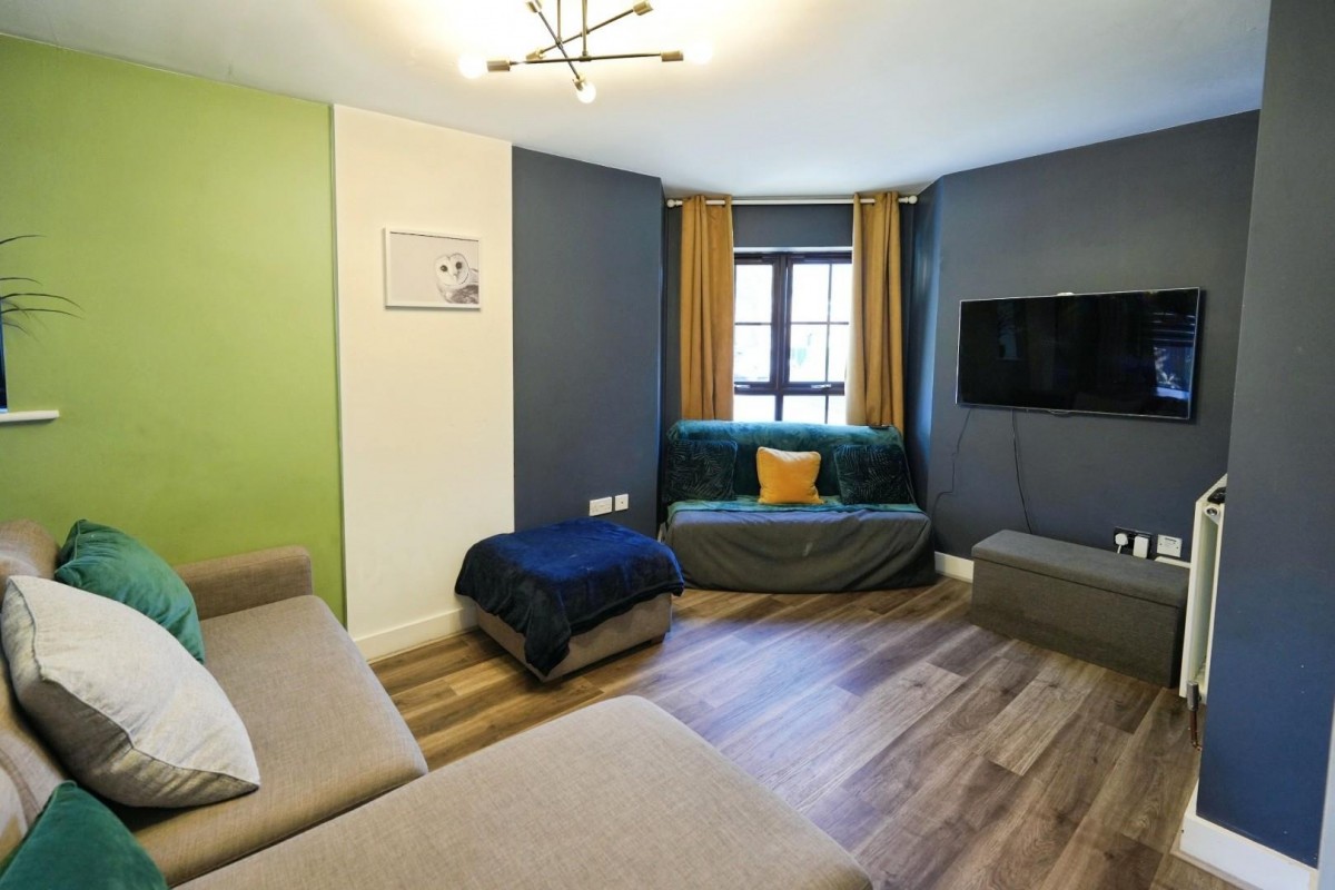 Royle Green Road, Manchester, M22 4LE