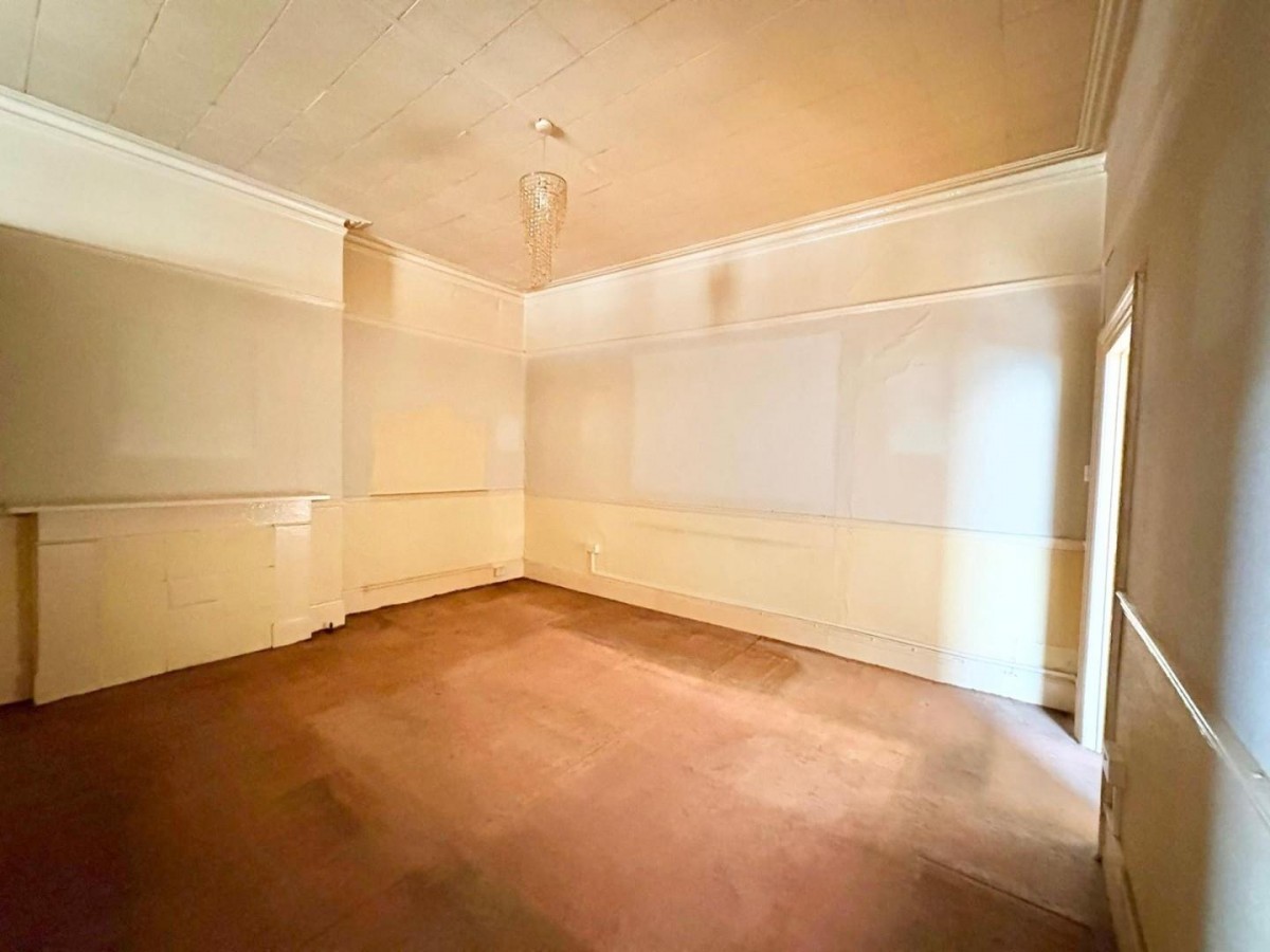 Warrington Crescent, Little Venice, London, W9