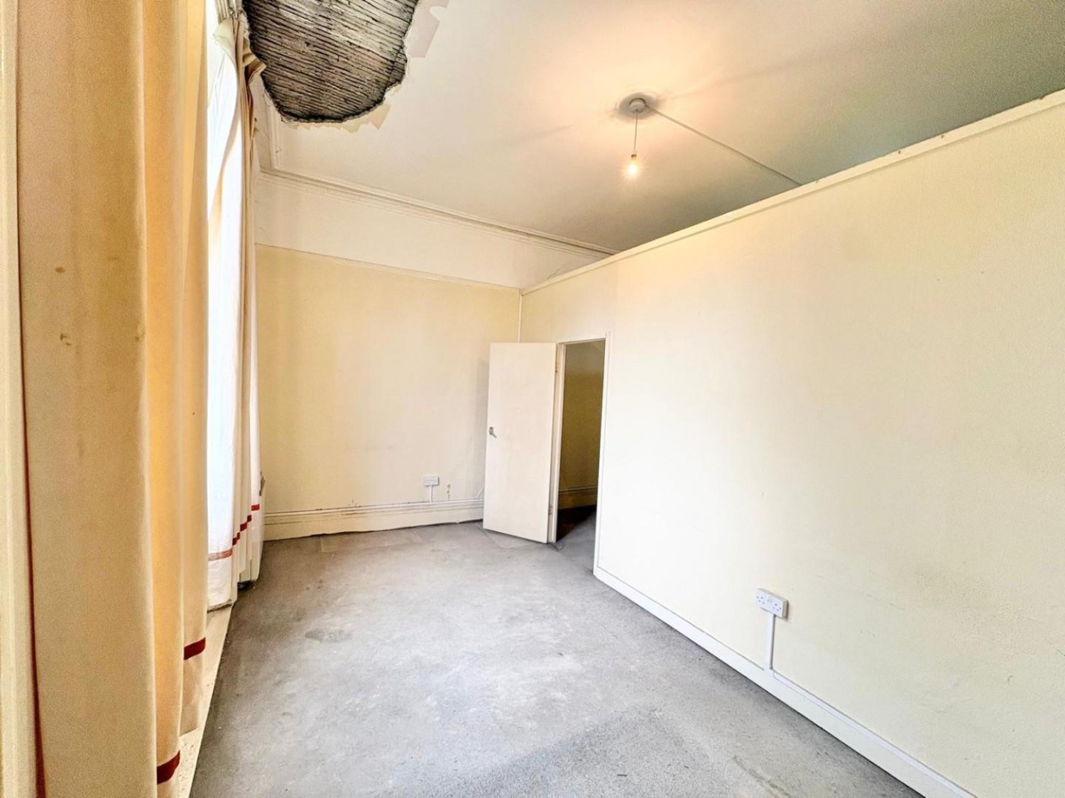 Warrington Crescent, Little Venice, London, W9