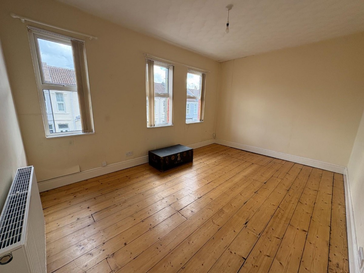 Barratt Street, Easton, Bristol BS5 6DE