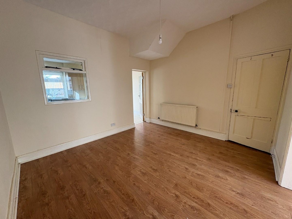 Barratt Street, Easton, Bristol BS5 6DE