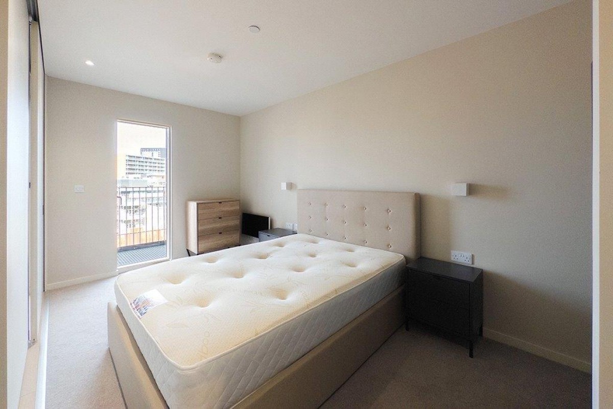 Spinners Way, Manchester