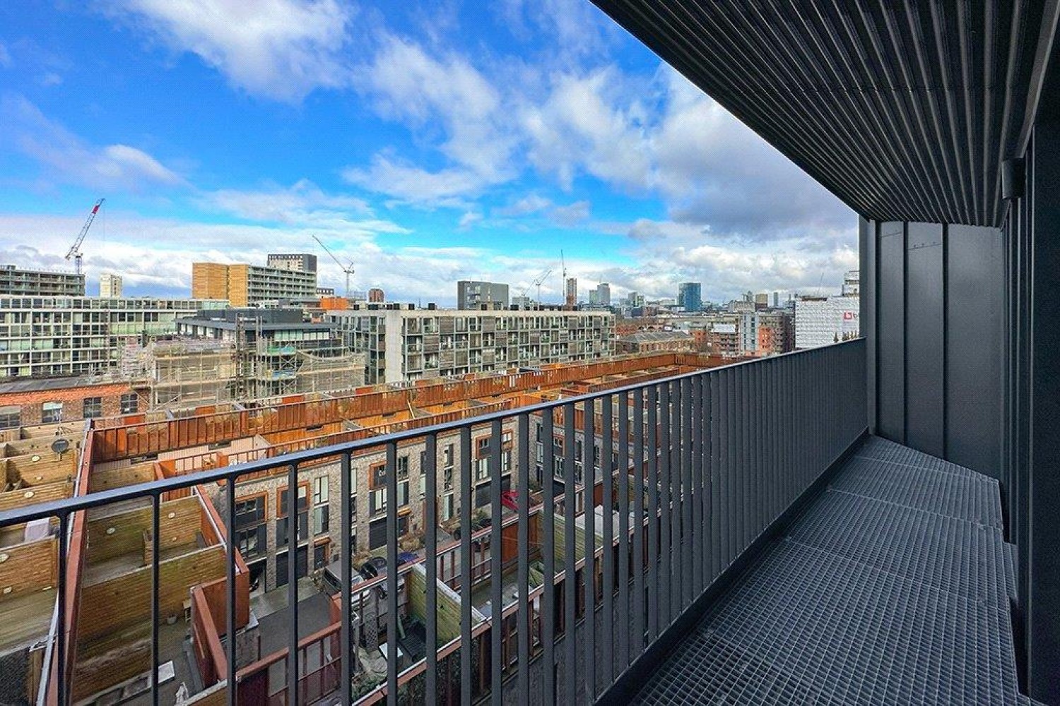 Spinners Way, Manchester