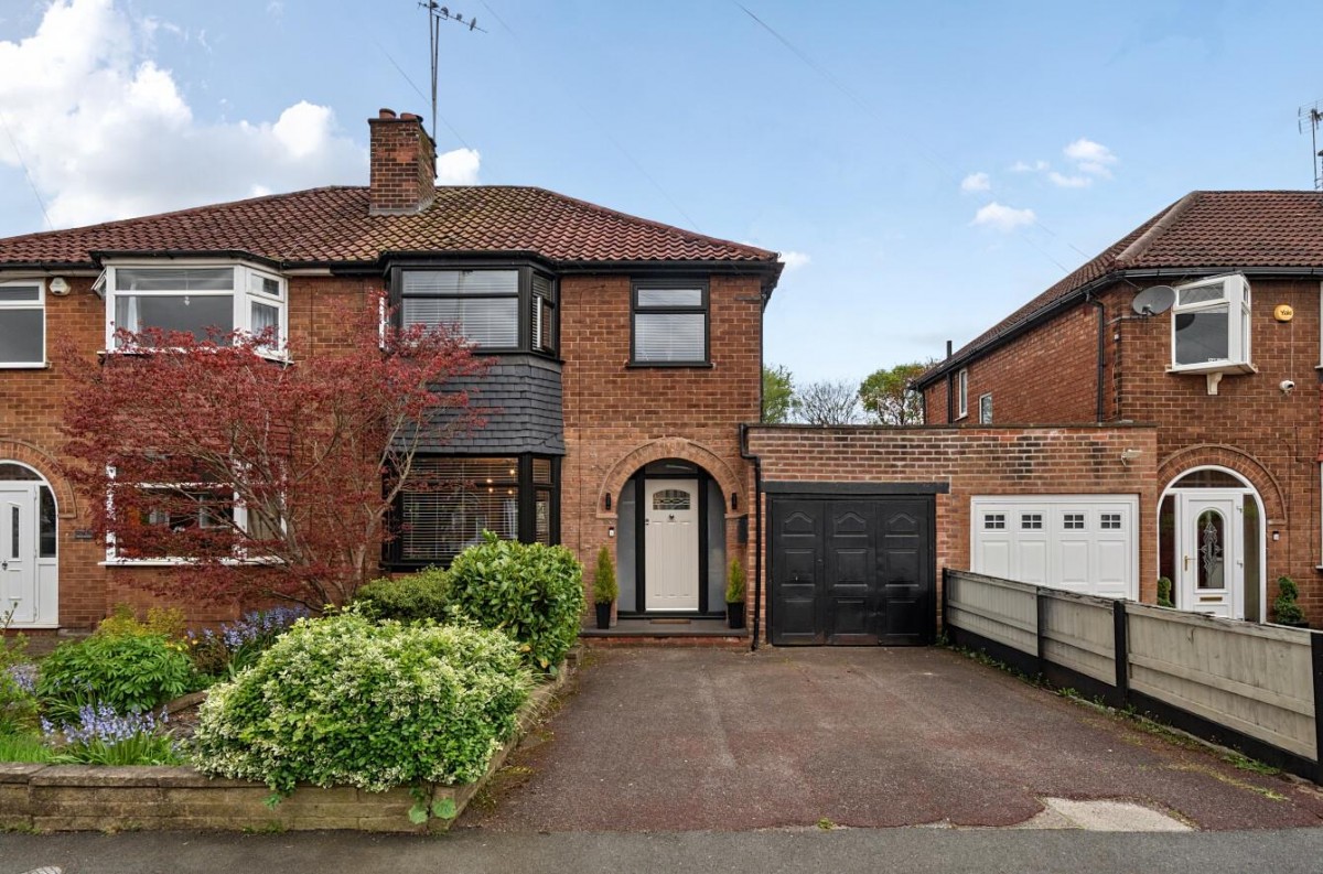 Woodgarth Lane, Worsley, Manchester