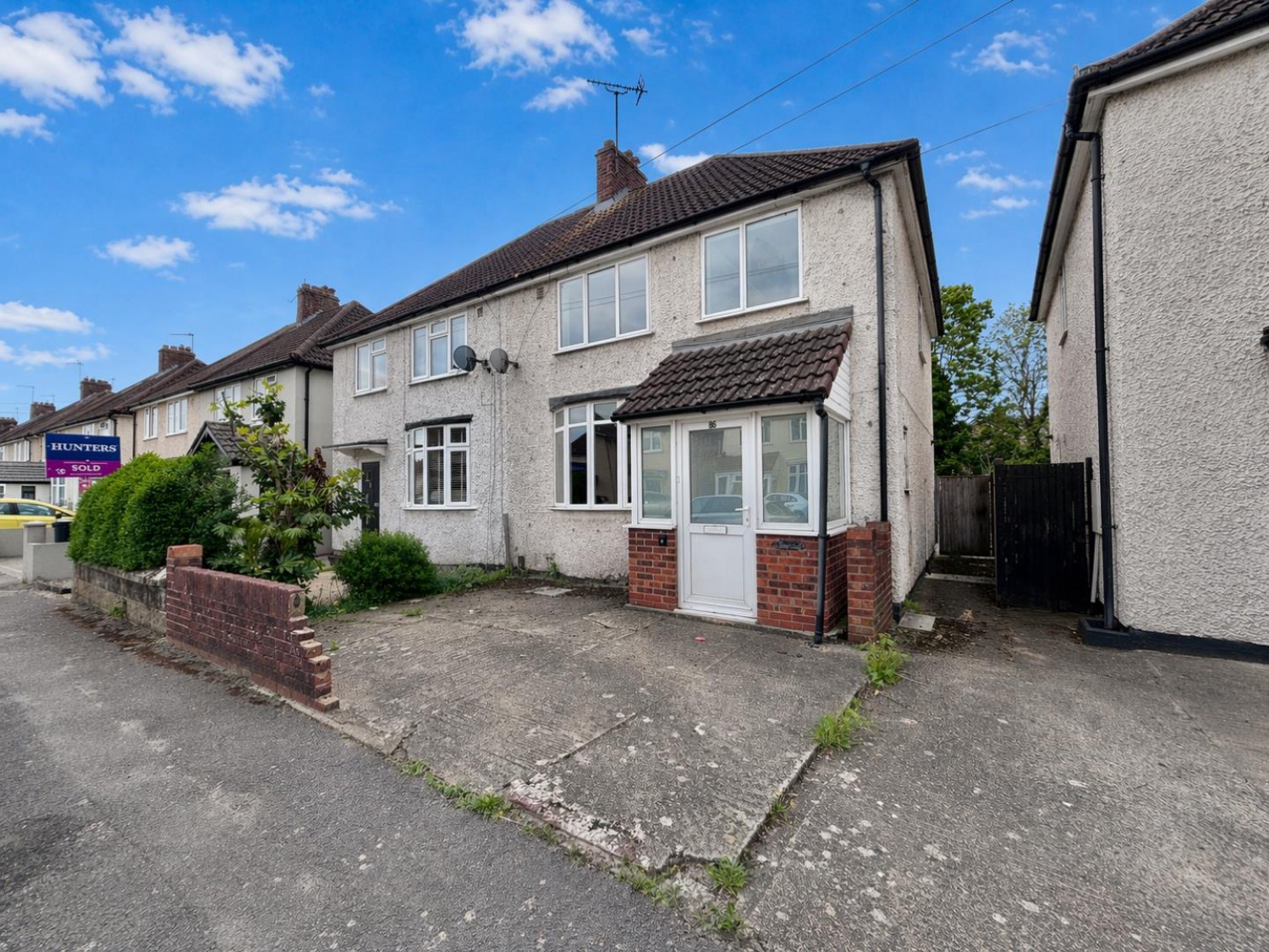 York Avenue, Hayes