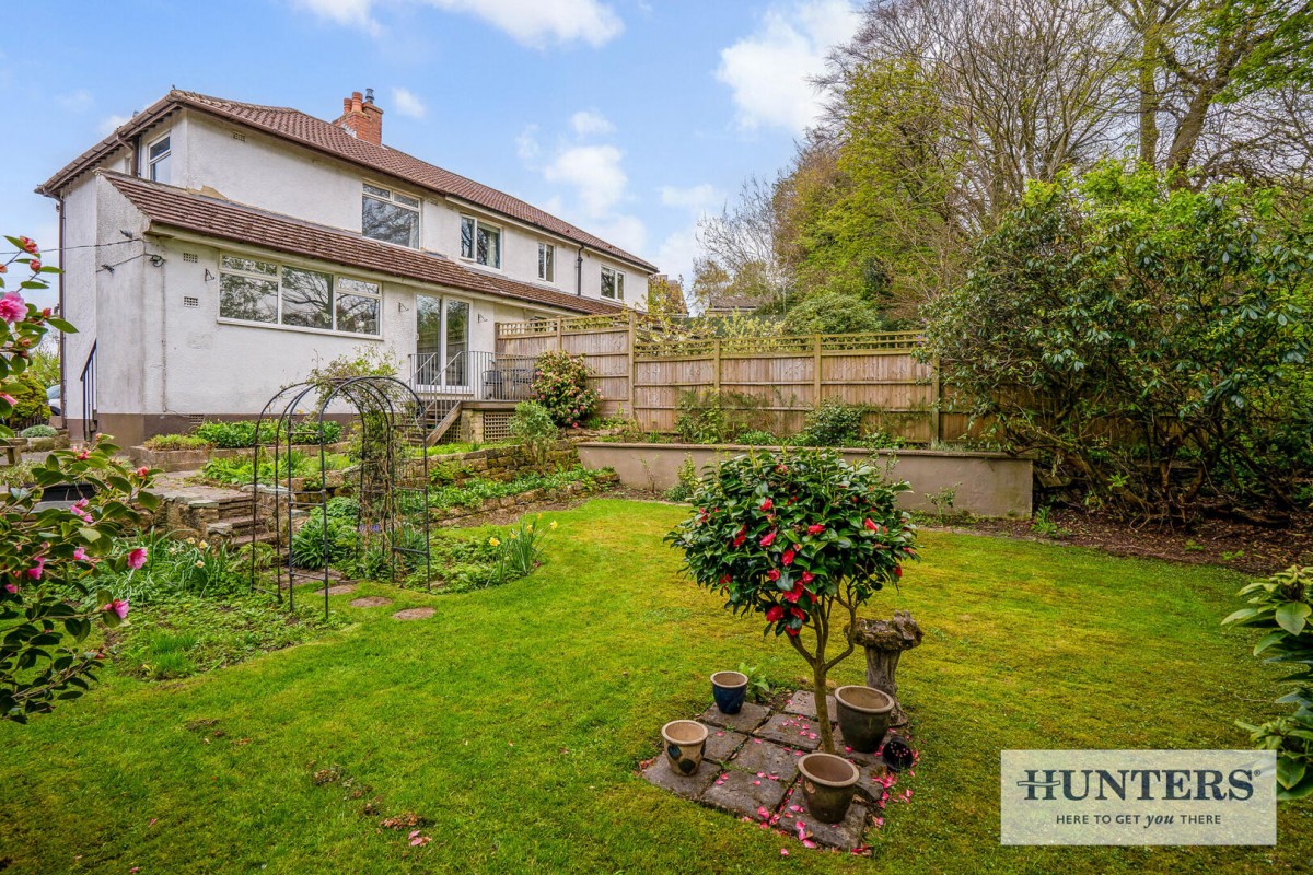 Larkfield Avenue, Rawdon, Leeds