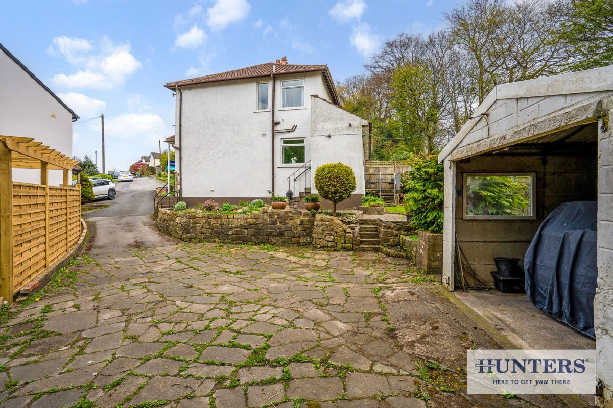 Larkfield Avenue, Rawdon, Leeds