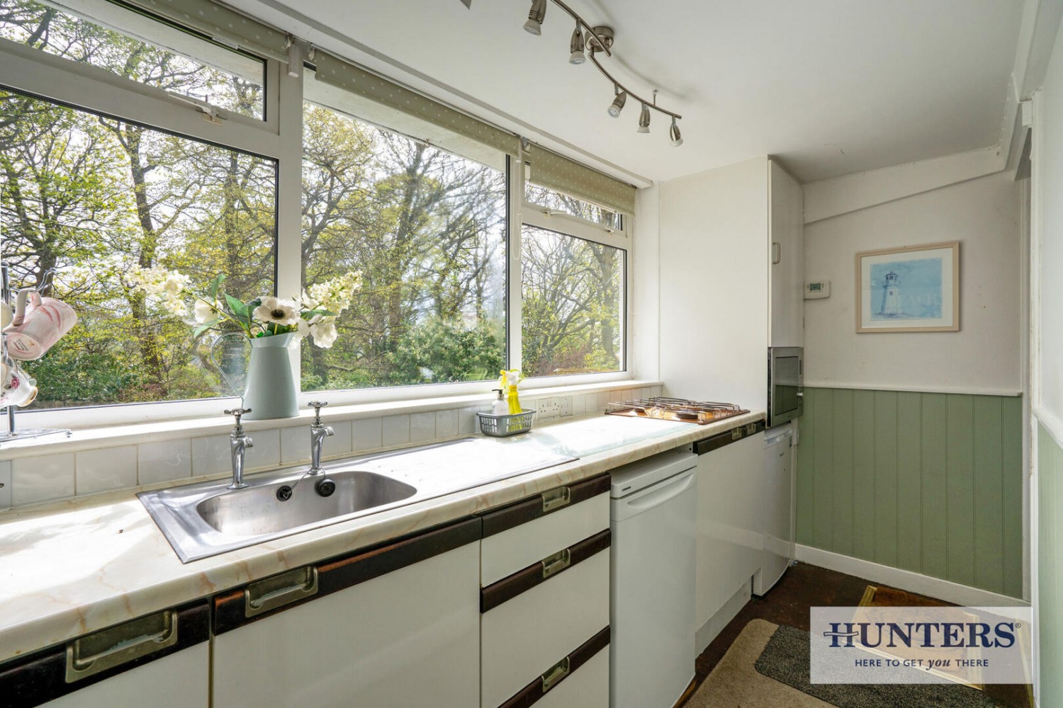 Larkfield Avenue, Rawdon, Leeds