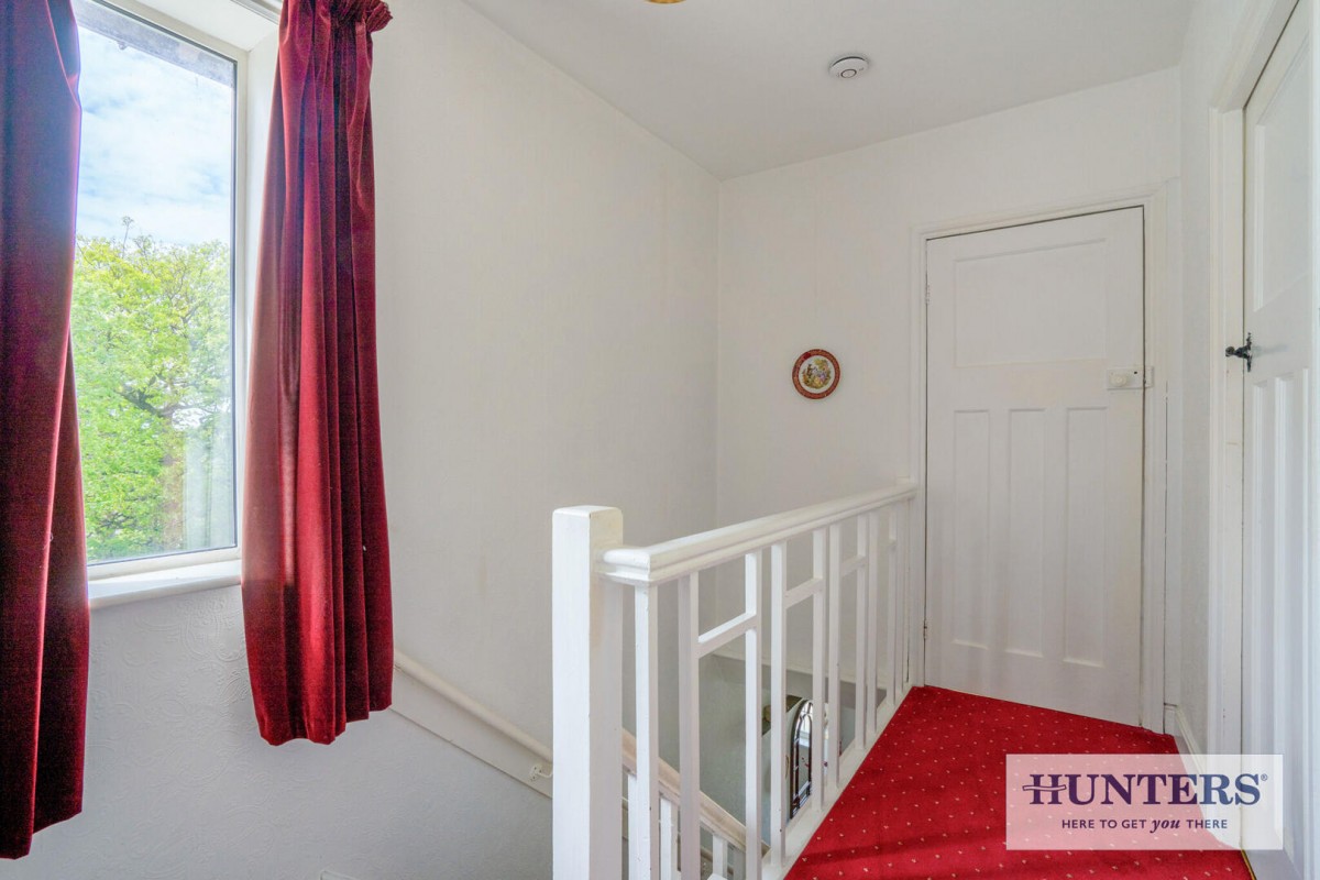 Larkfield Avenue, Rawdon, Leeds