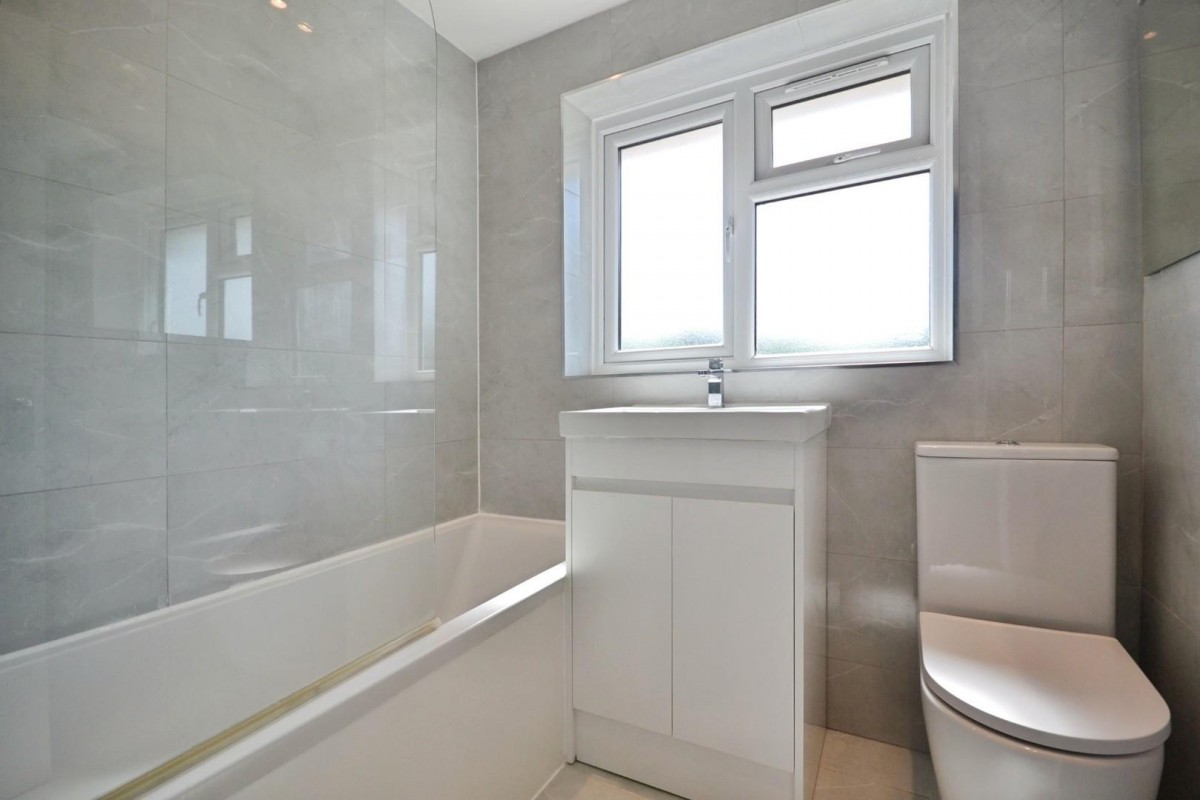 Edenham Crescent, Reading
