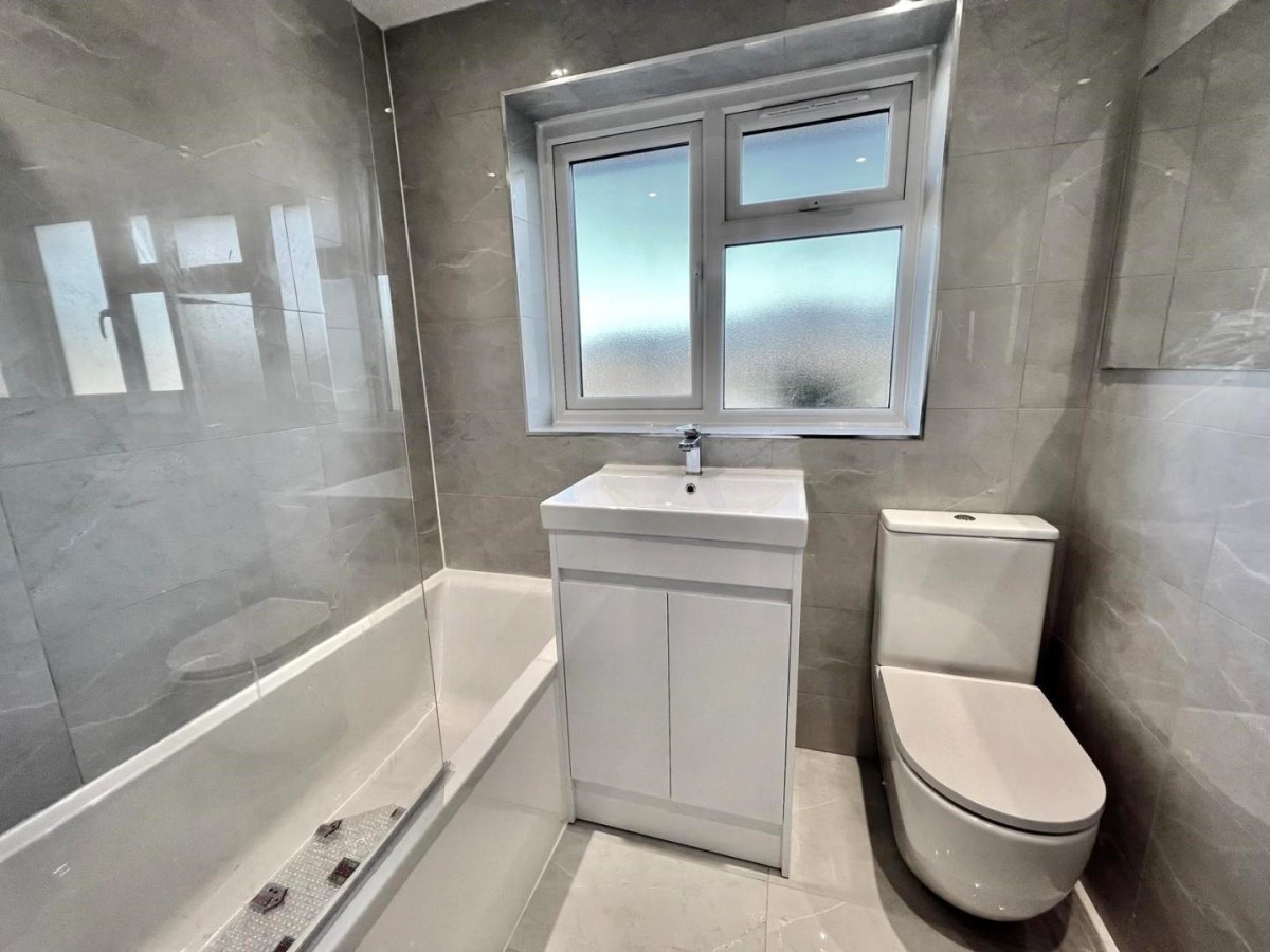 Edenham Crescent, Reading