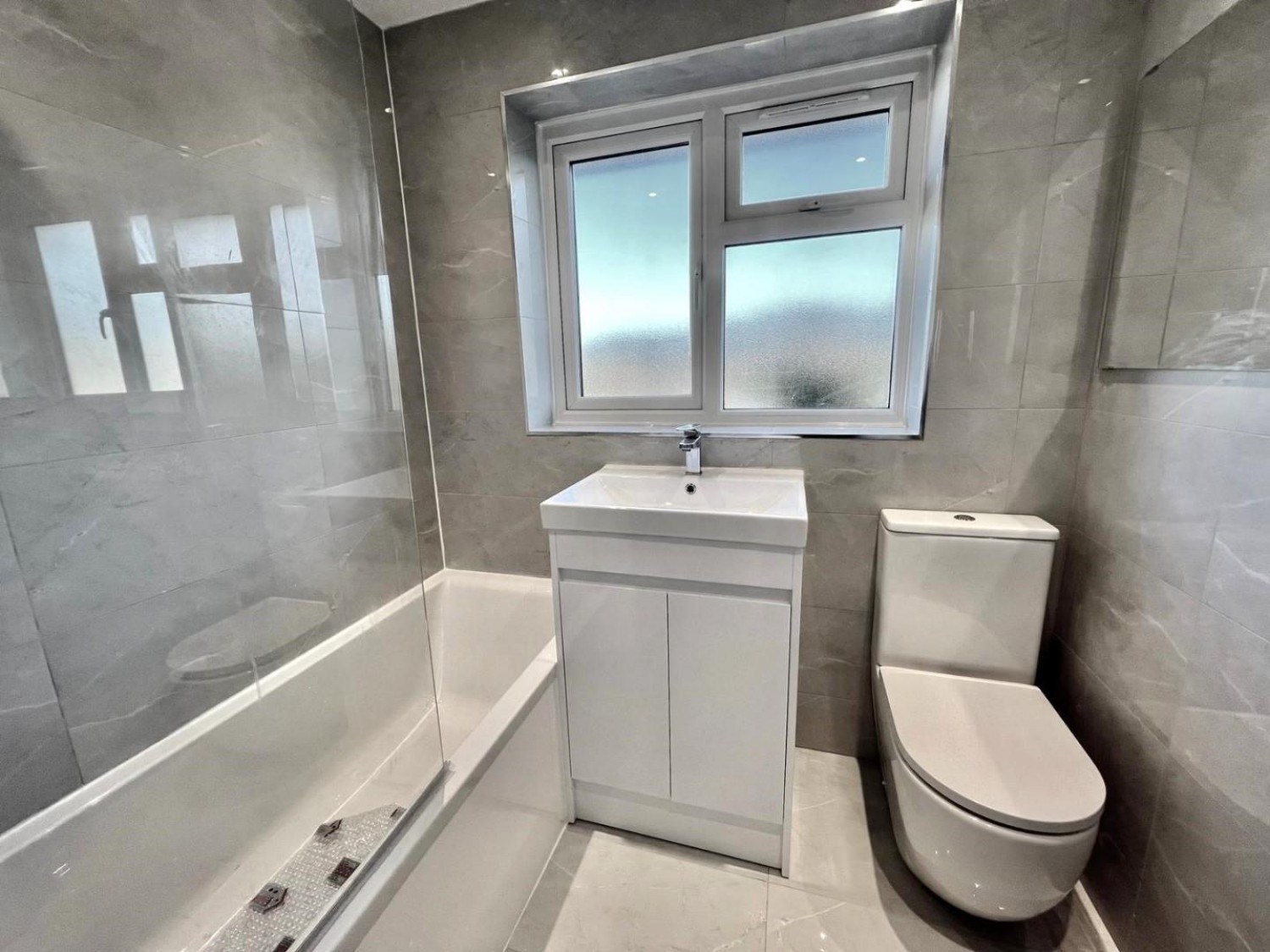 Edenham Crescent, Reading