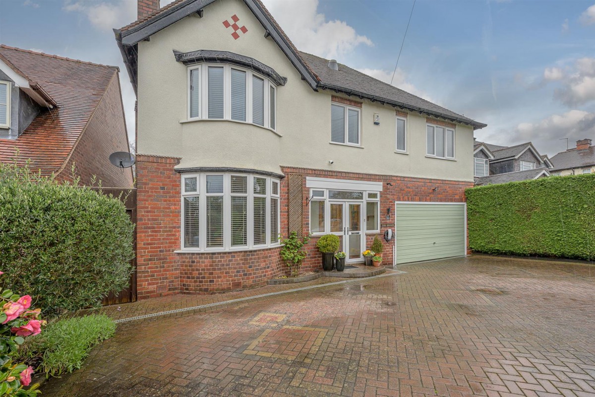 The Briars, Dingle Road, Stourbridge, DY9 0RS