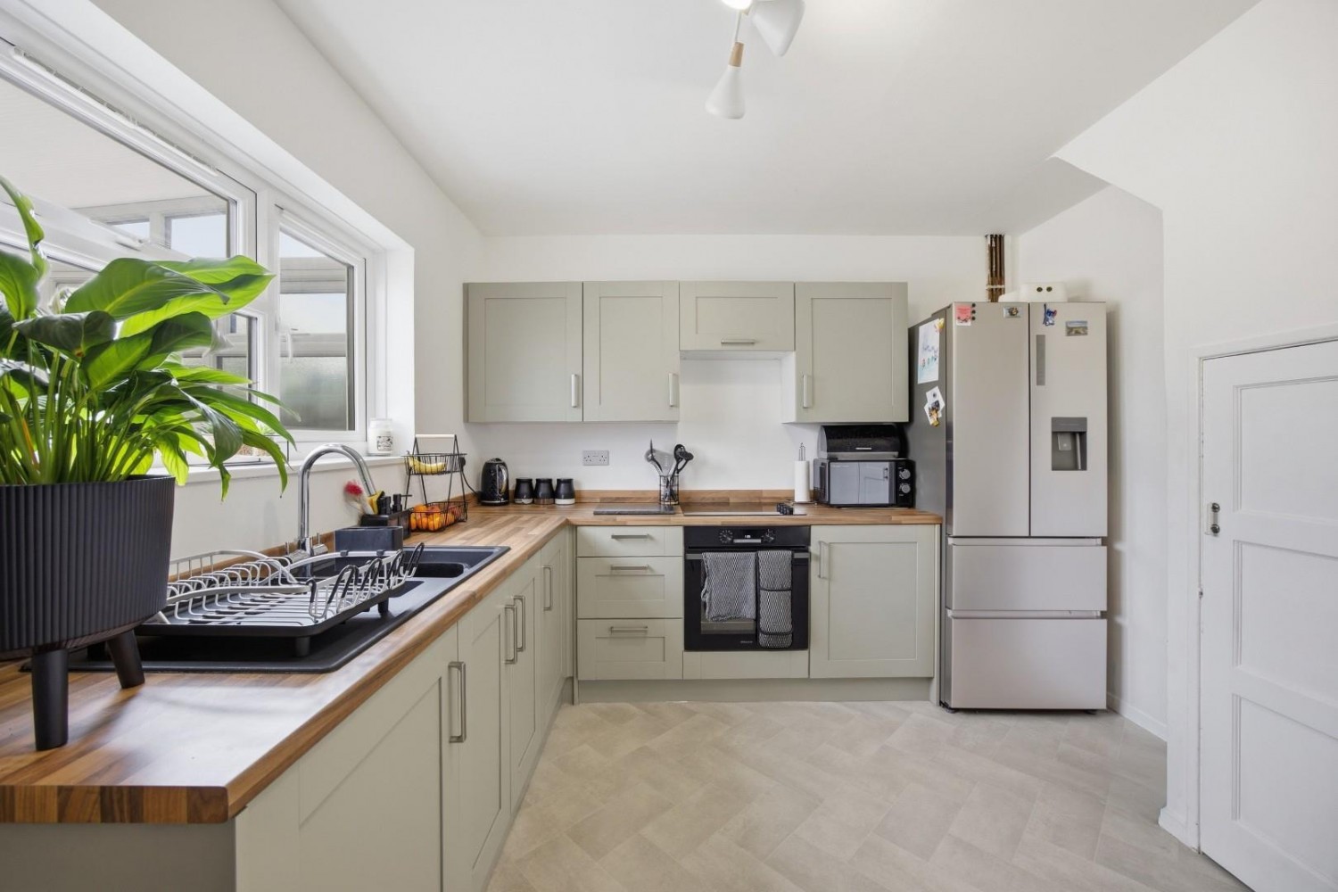 Bishport Avenue, Bristol, BS13 9EQ