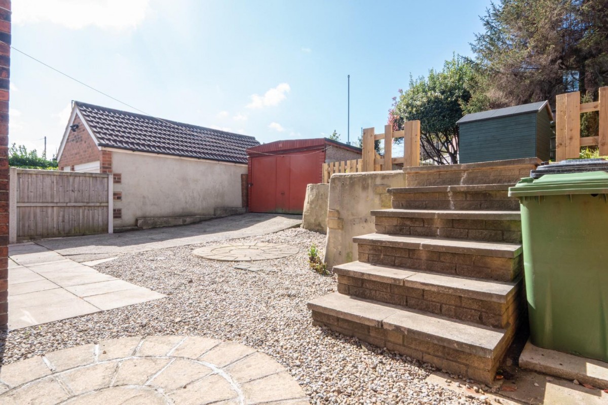 Armley Ridge Road , Armley, Leeds, LS12 2QT