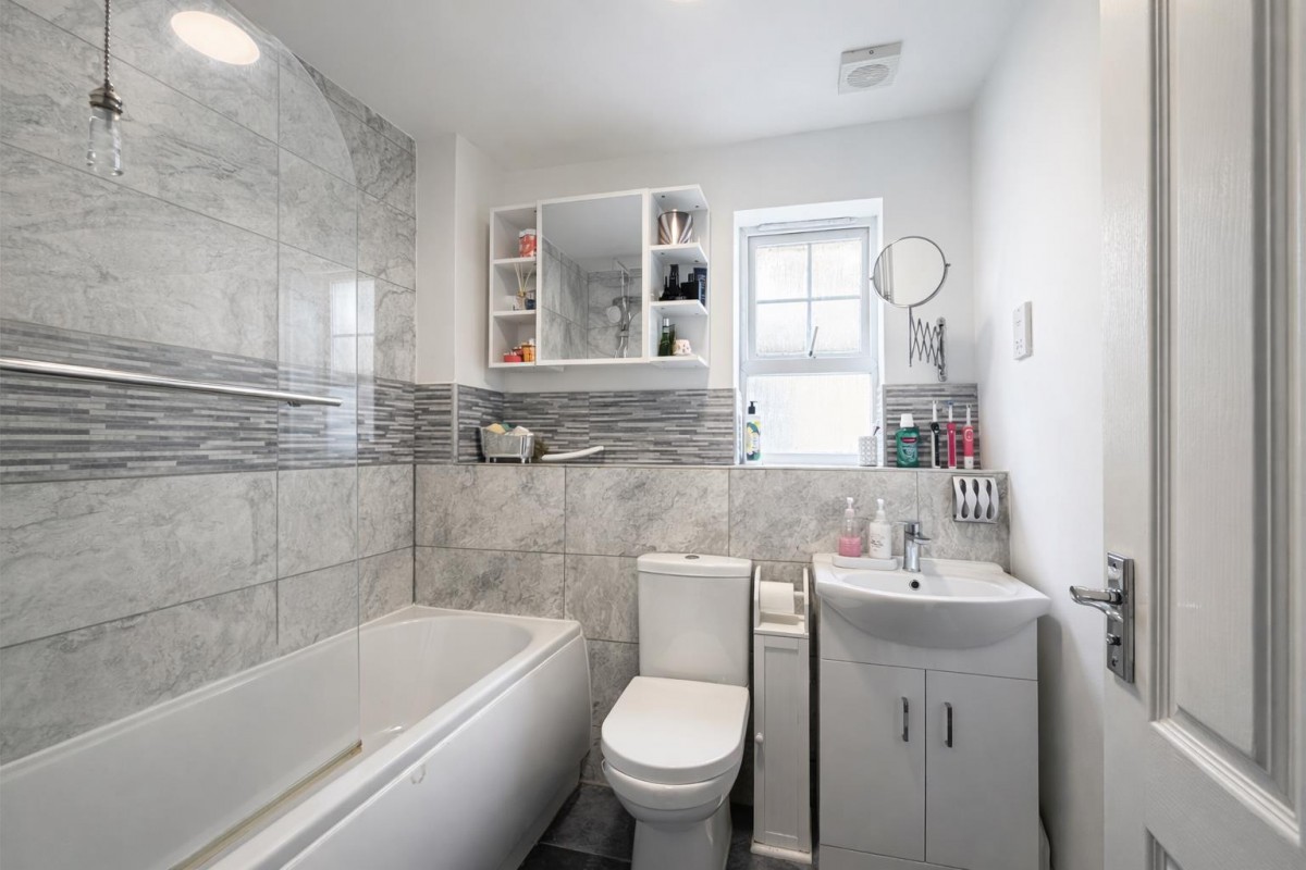 Dove Close, Kingsnorth, Ashford